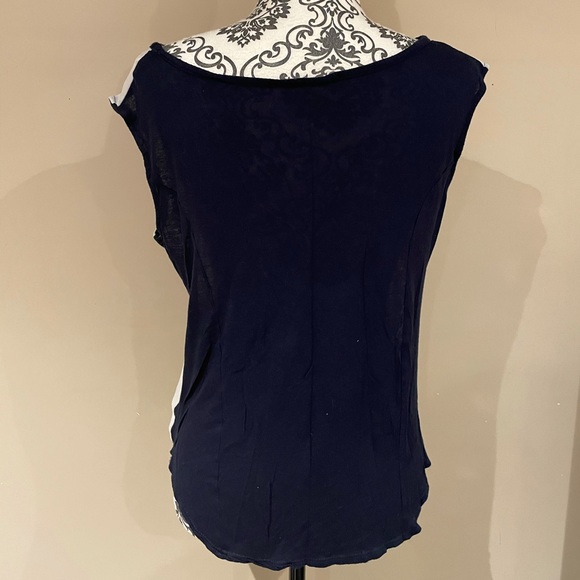 2 for $20 🎉 Union Jack Tank - Picture 2 of 2